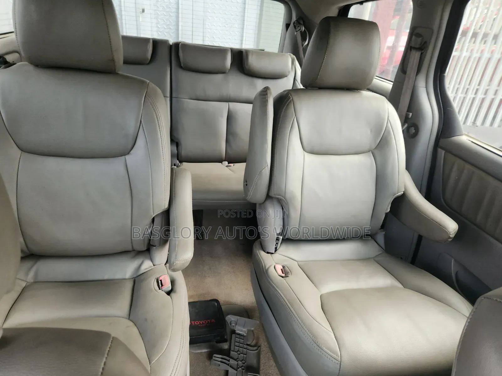 Toyota Sienna 2009 Blue