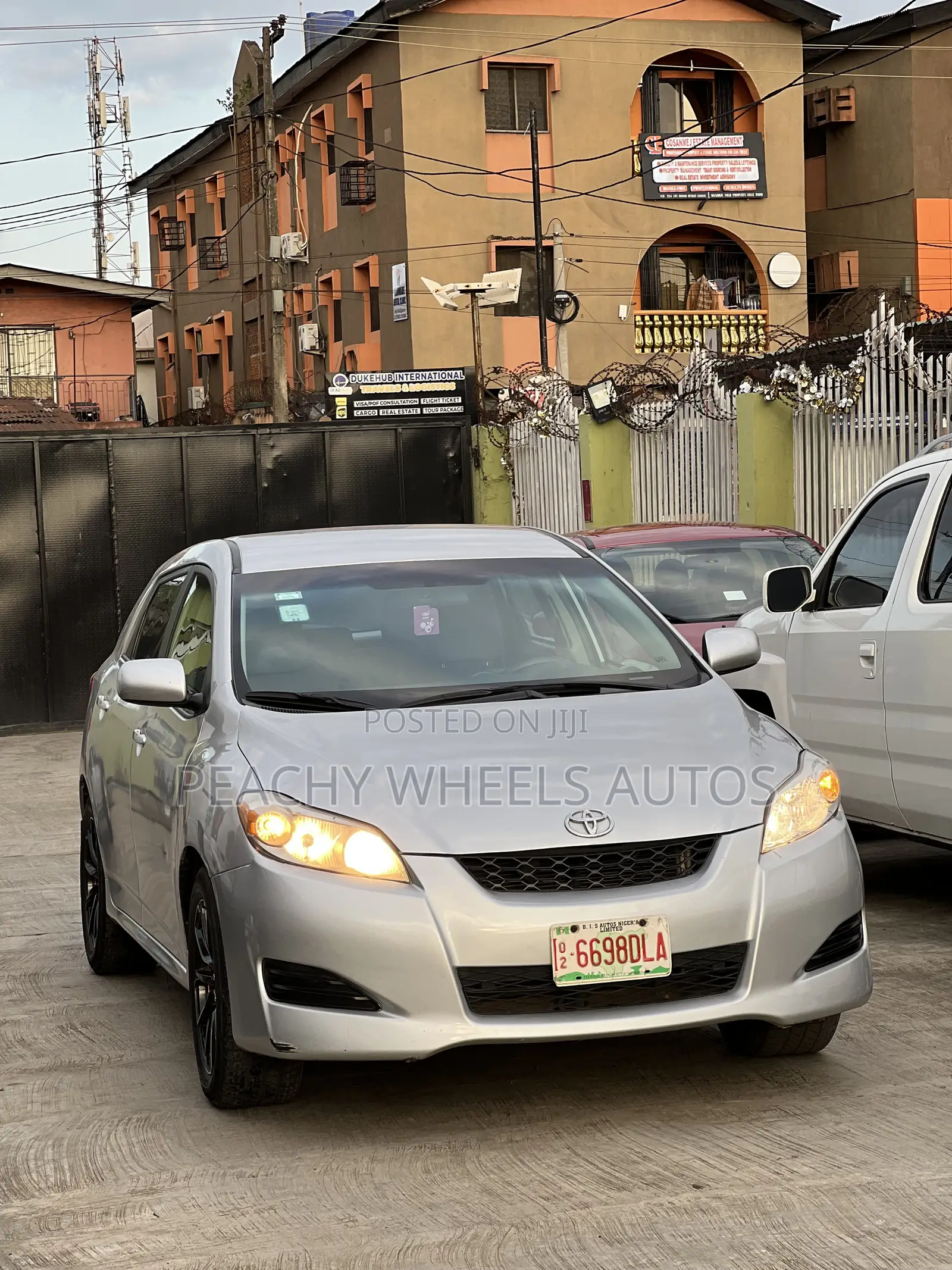 Toyota Matrix 2010 Silver