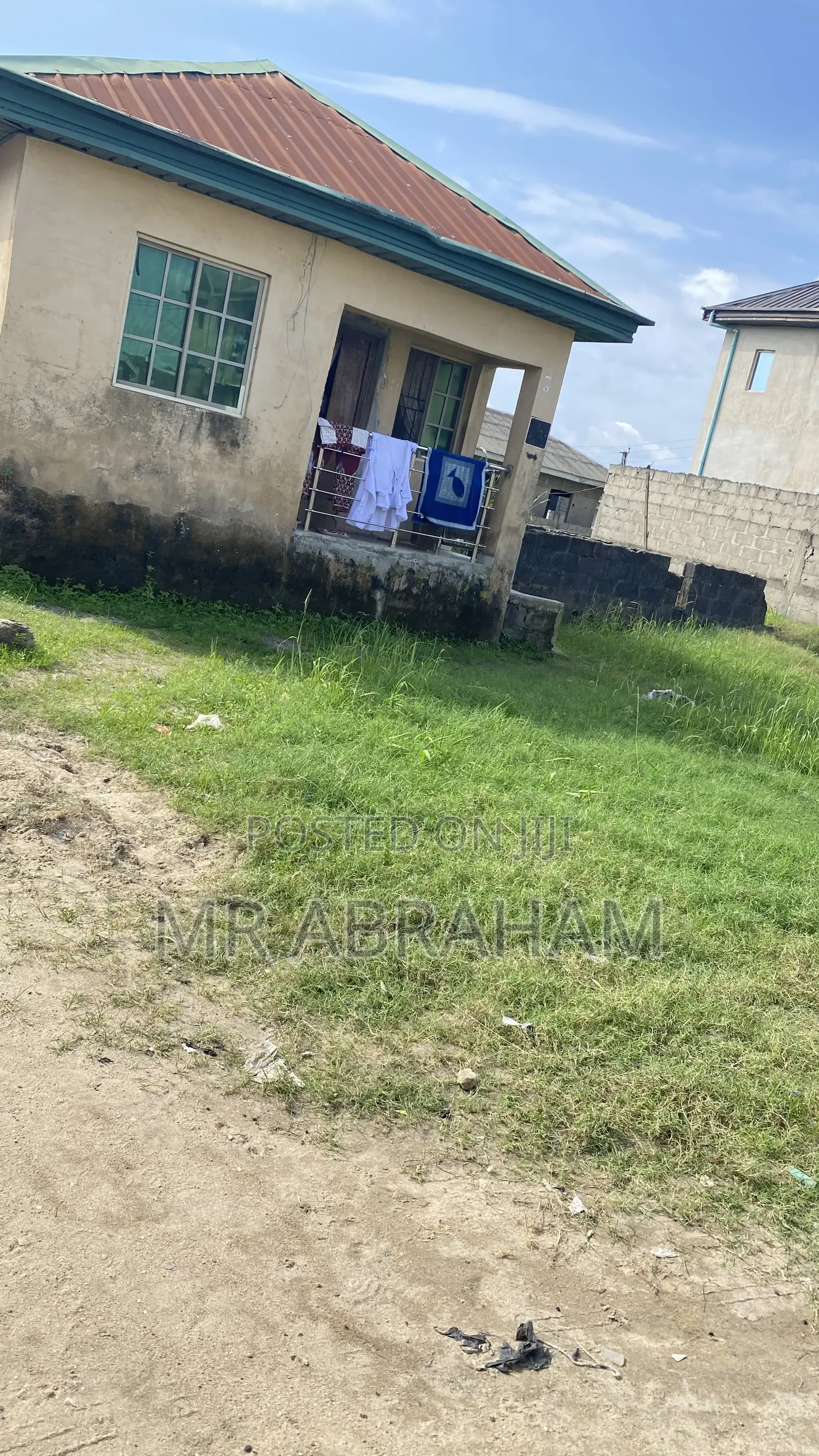 2bdrm Bungalow in Agric Off White, Iba / Ojo for sale