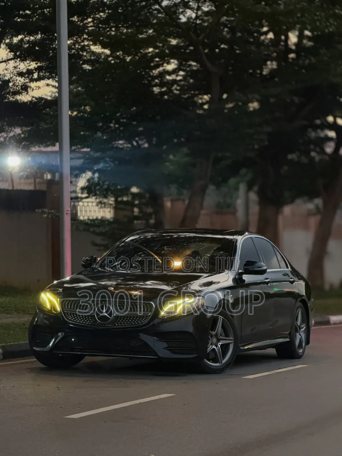 Mercedes-Benz E350 2016 Black