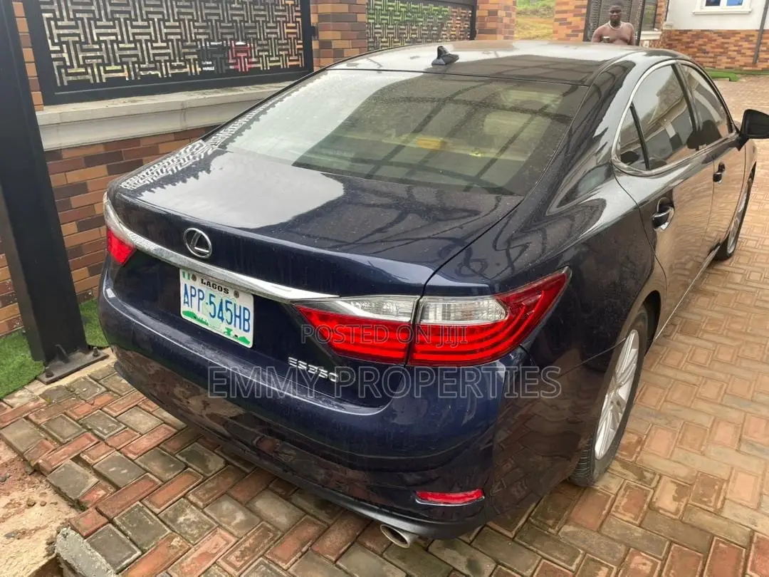 Lexus ES 2014 Blue