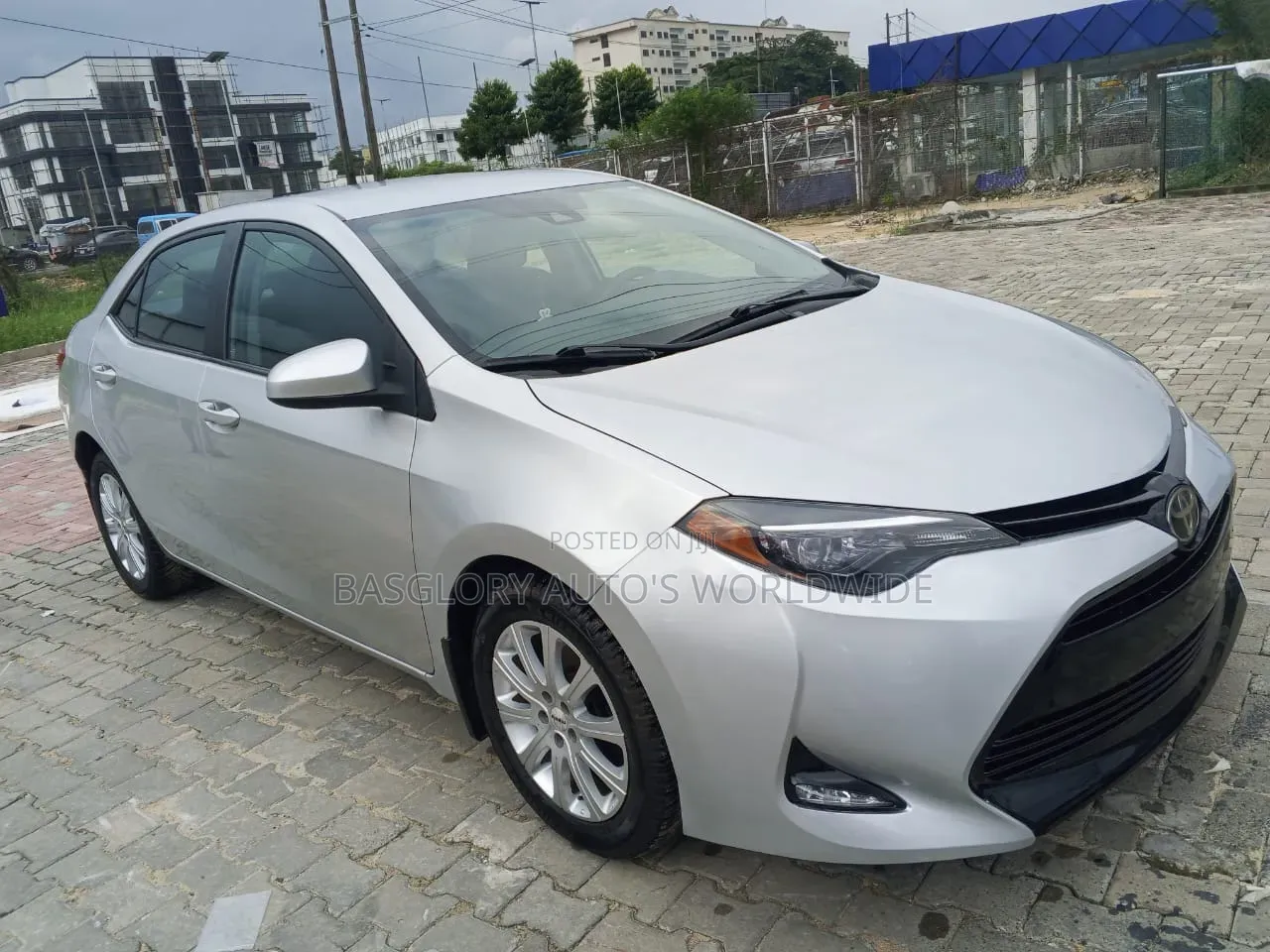 Toyota Corolla 2017 Silver