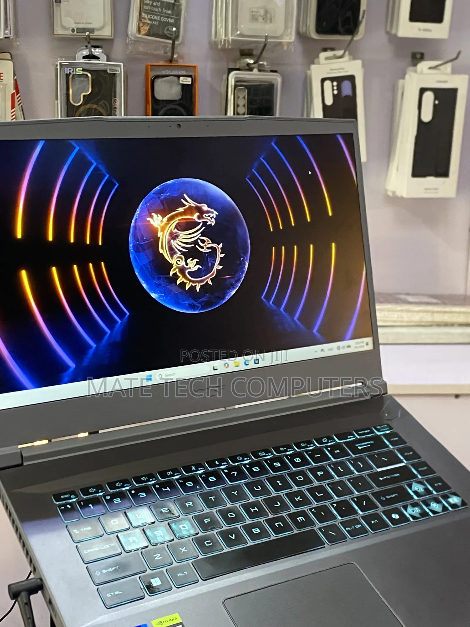 Laptop MSI Katana 15 16GB Intel Core i7 SSD 512GB