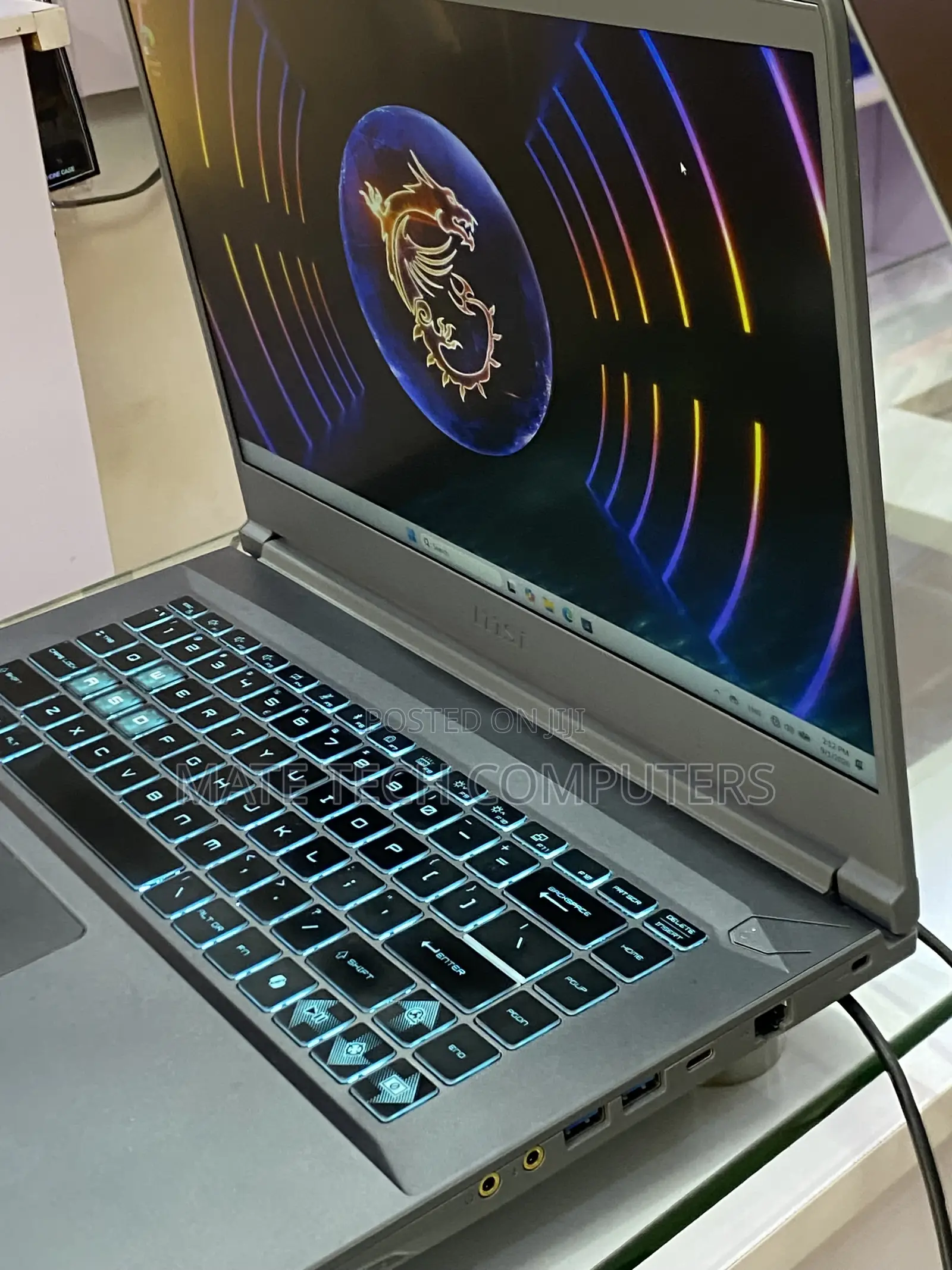 Laptop MSI Katana 15 16GB Intel Core i7 SSD 512GB