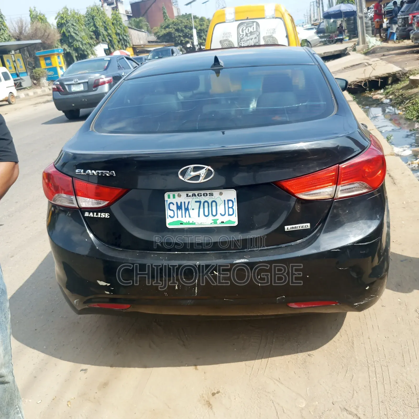 Hyundai Elantra 2012 Black