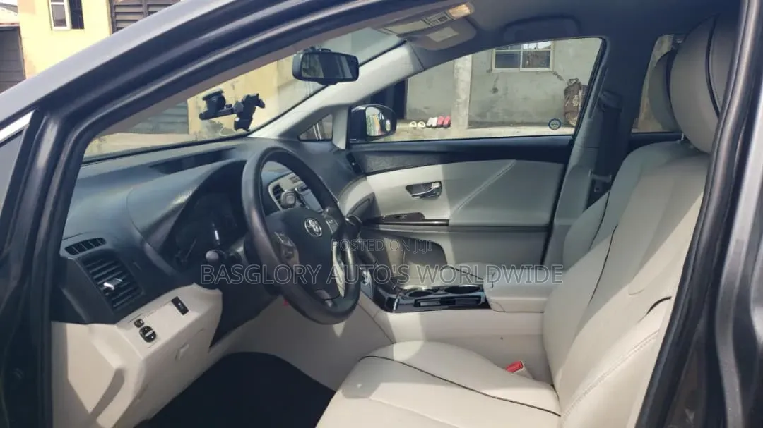 Toyota Venza 2012 Gray