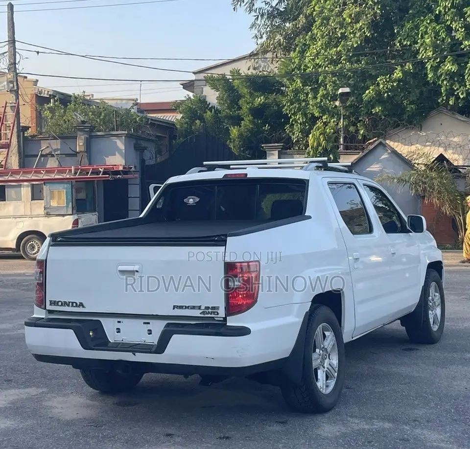 Honda Ridgeline 2011 White