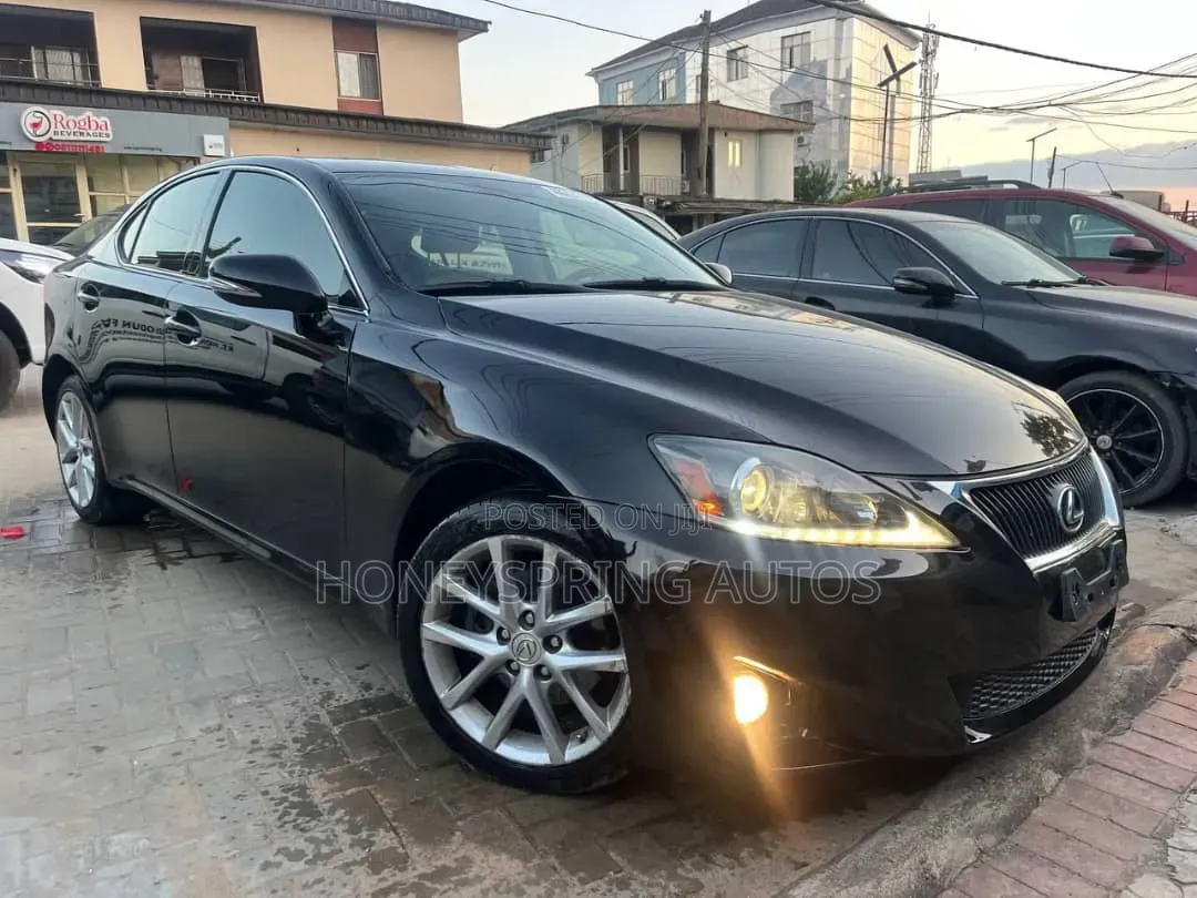 Lexus IS 250 Automatic 2011 Black