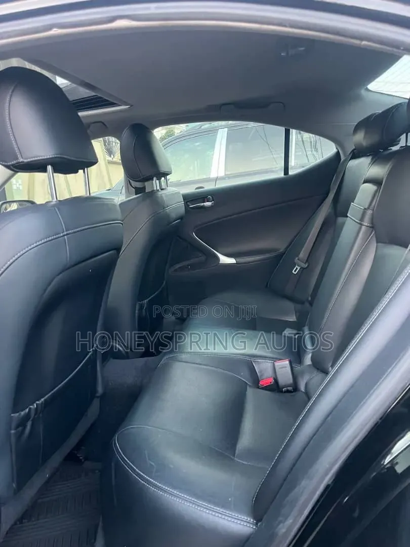 Lexus IS 250 Automatic 2011 Black