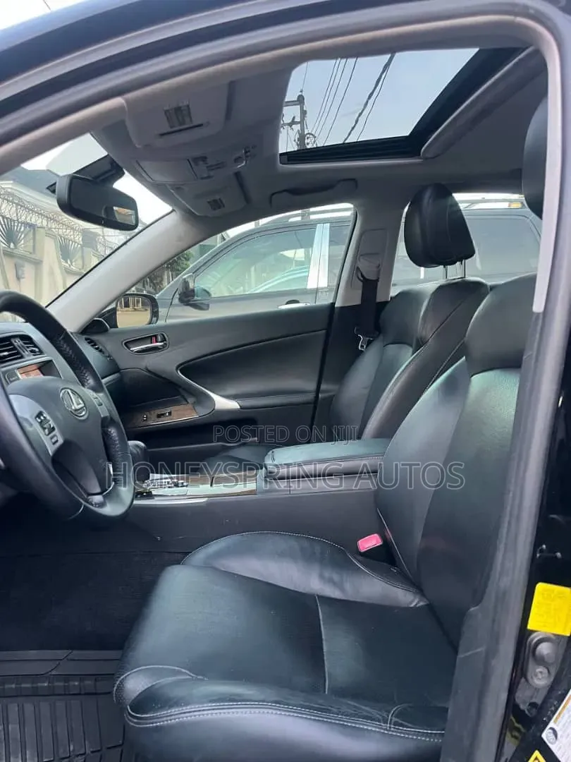 Lexus IS 250 Automatic 2011 Black