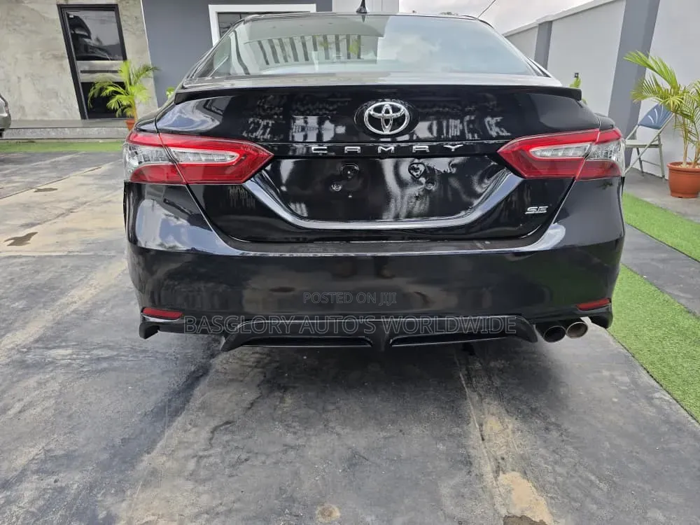 Toyota Camry 2019 Black