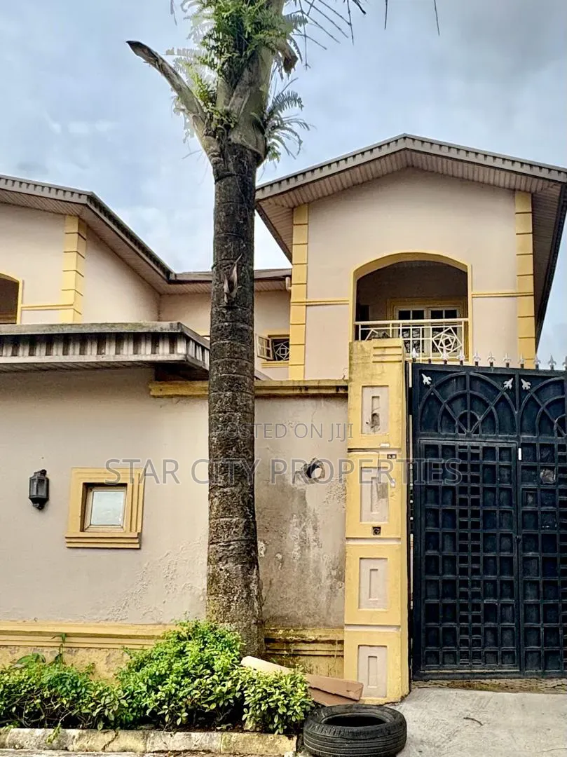 5bdrm Duplex in Magodo Phase 2 for rent