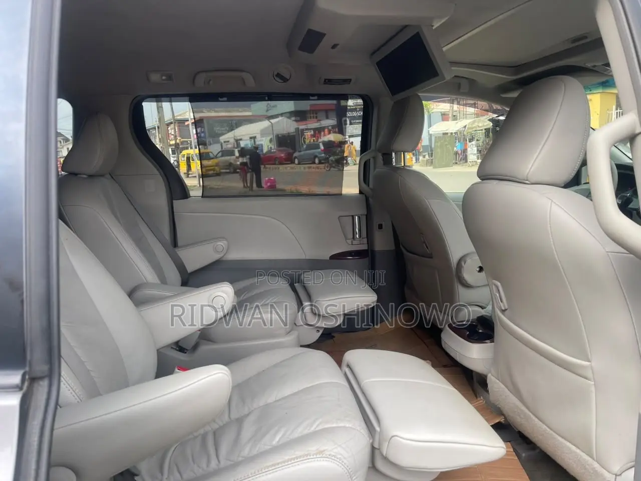 Toyota Sienna XLE 7 Passenger 2011 Gray