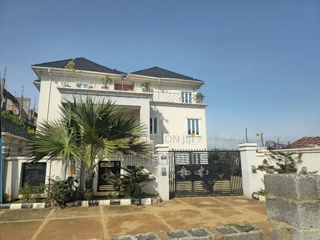 3bdrm Apartment in Mel'S Manor, Jahi for rent