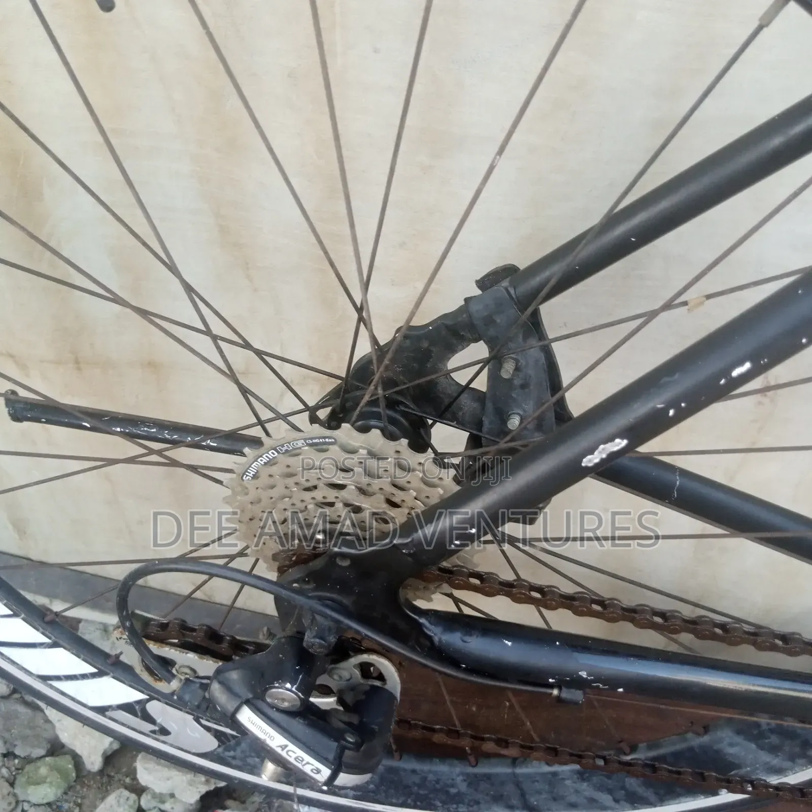 8 Speed Lightweight Alton Road Bicycle