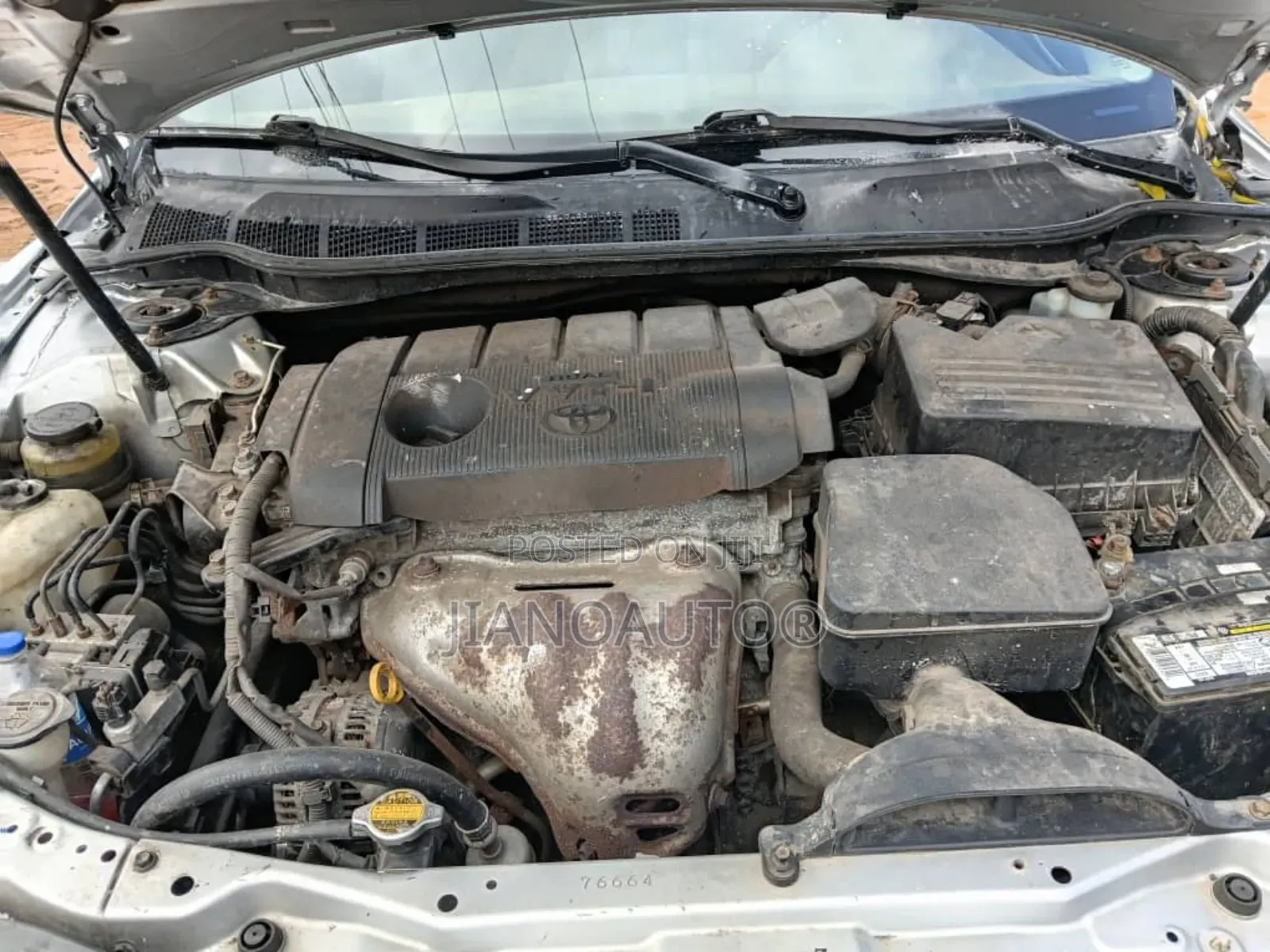 Toyota Camry 2010 Silver