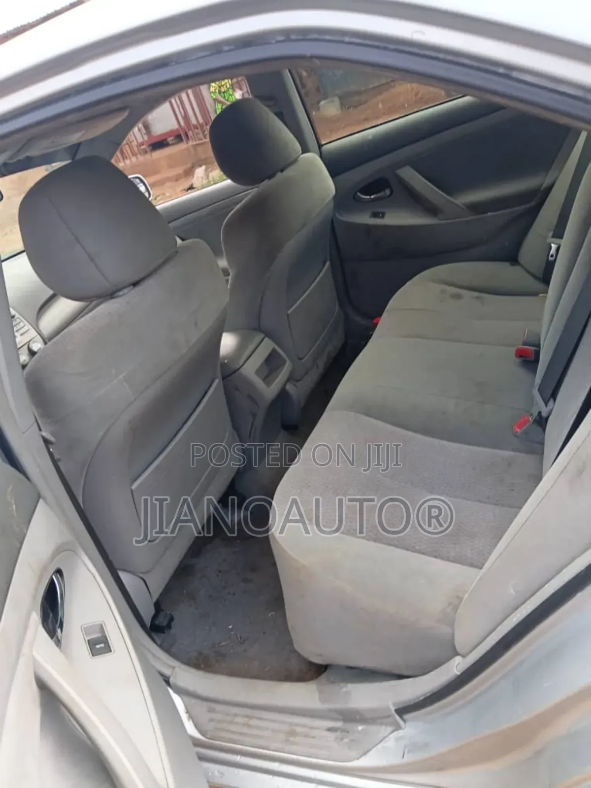 Toyota Camry 2010 Silver