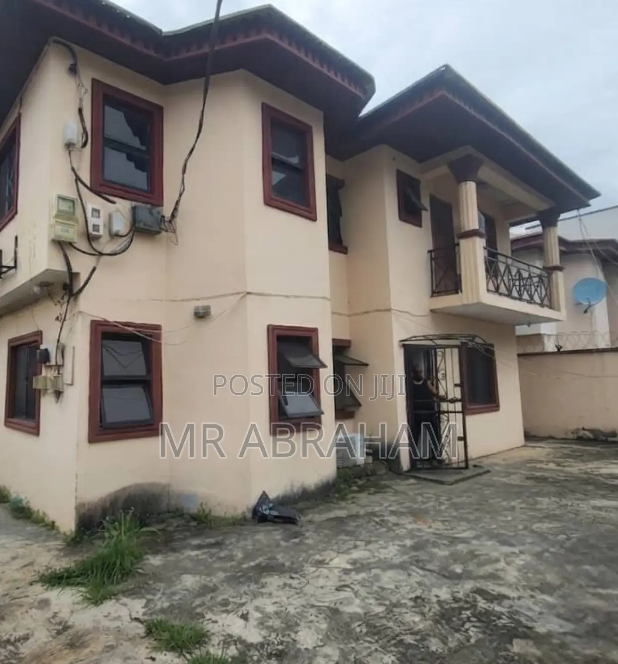 Furnished 3bdrm Block of Flats in Omole Phase 2 for sale