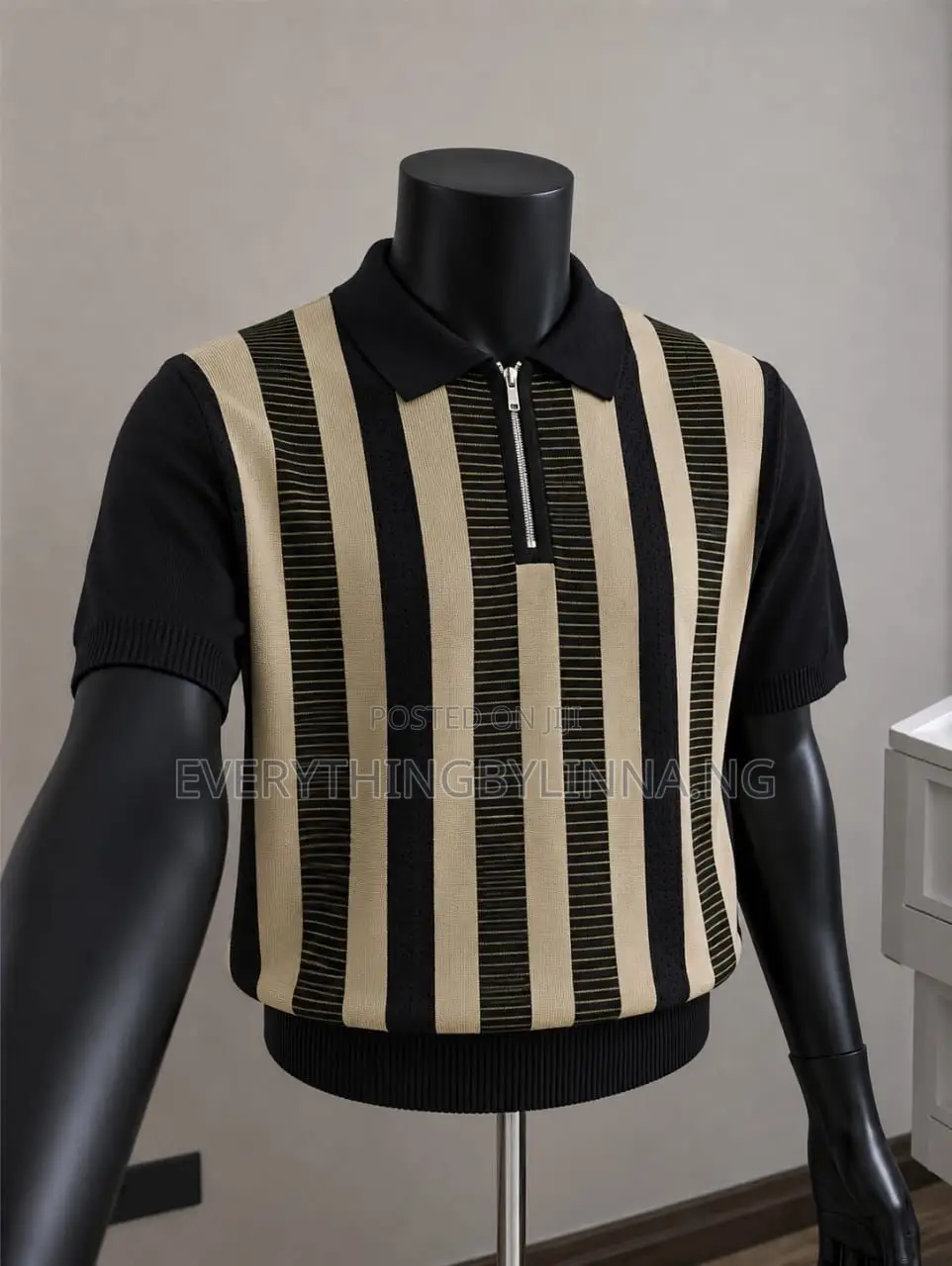 Men's Vintage Quarter-Zip Knit Polo Shirt (Classy Fit)