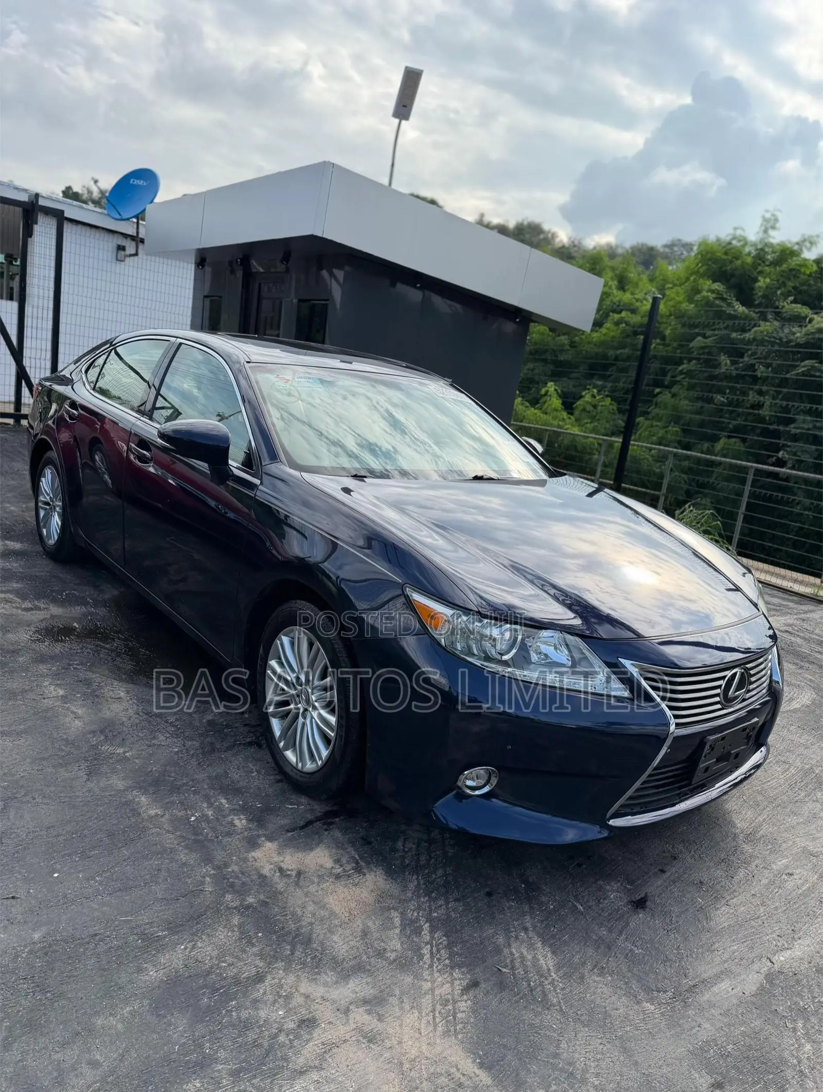Lexus ES 350 FWD 2014 Blue