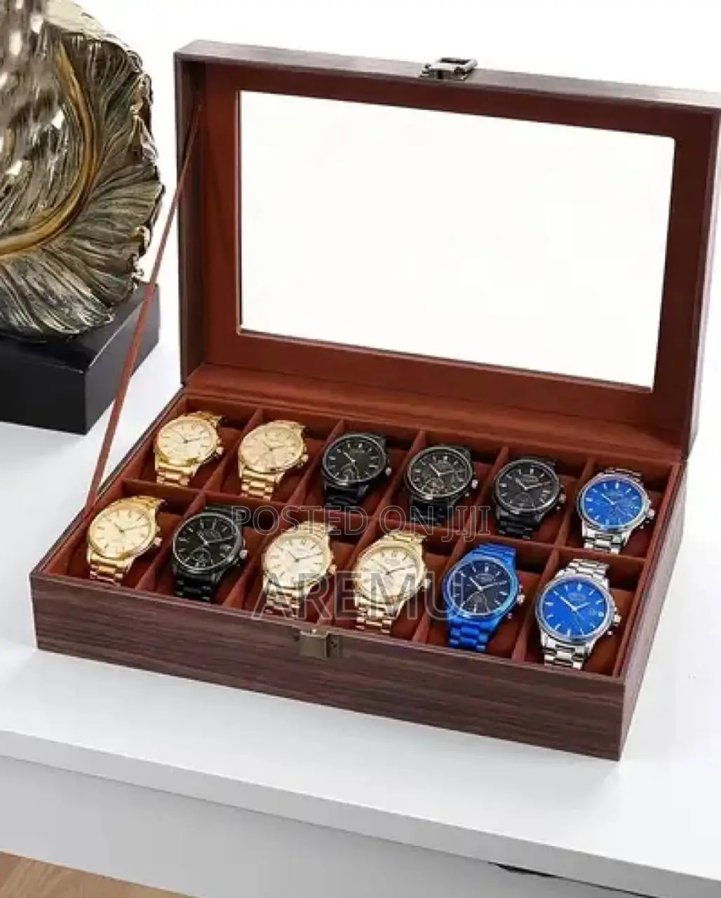 12 Slot Wristwatch Box (Brown)