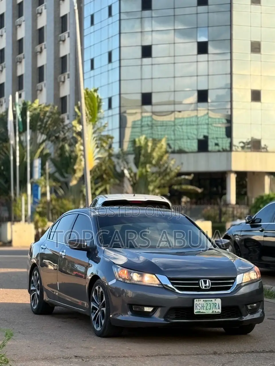 Honda Accord Sport 4dr Sedan FWD (2.4L 4cyl 2A) 2013 Gray