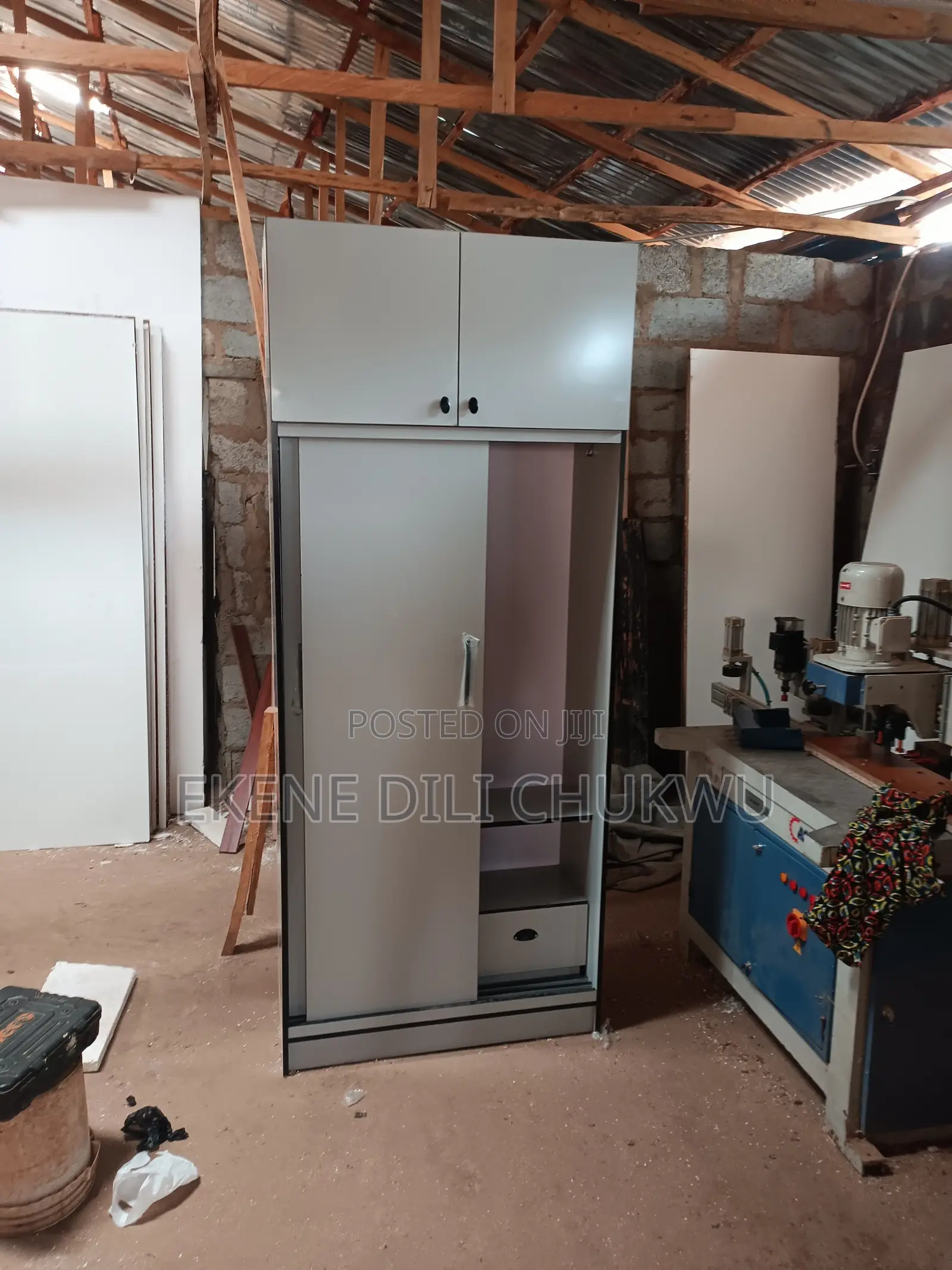 Modern Sliding Door Wardrobe Closet With Overhead Storage