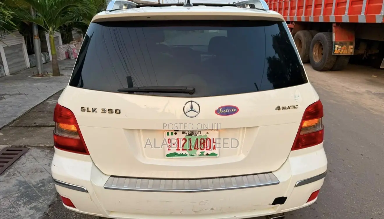 Mercedes-Benz GLK-Class 350 4MATIC 2010 White