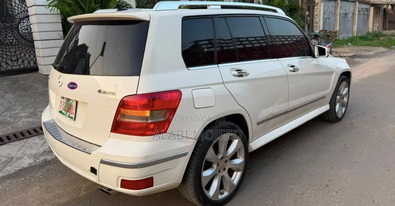 Mercedes-Benz GLK-Class 350 4MATIC 2010 White