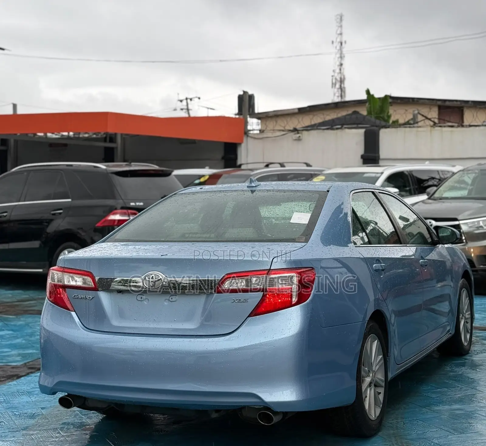 Toyota Camry XLE V6 4dr Sedan (3.5L 6cyl 6A) 2013 Blue