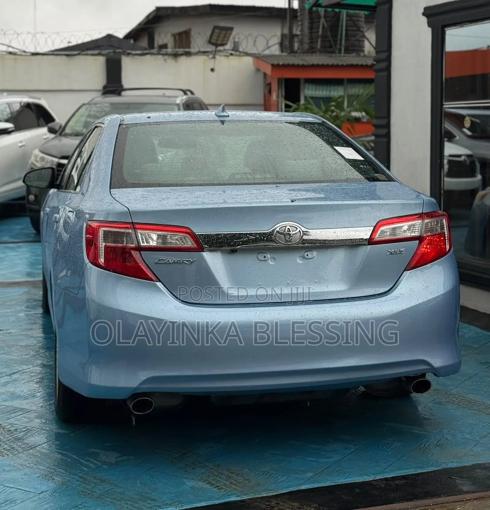 Toyota Camry XLE V6 4dr Sedan (3.5L 6cyl 6A) 2013 Blue