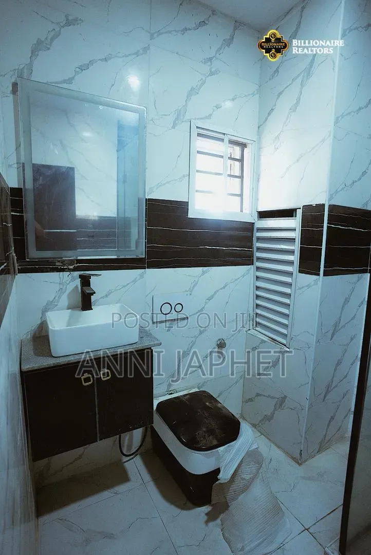 2bdrm Block of Flats for sale