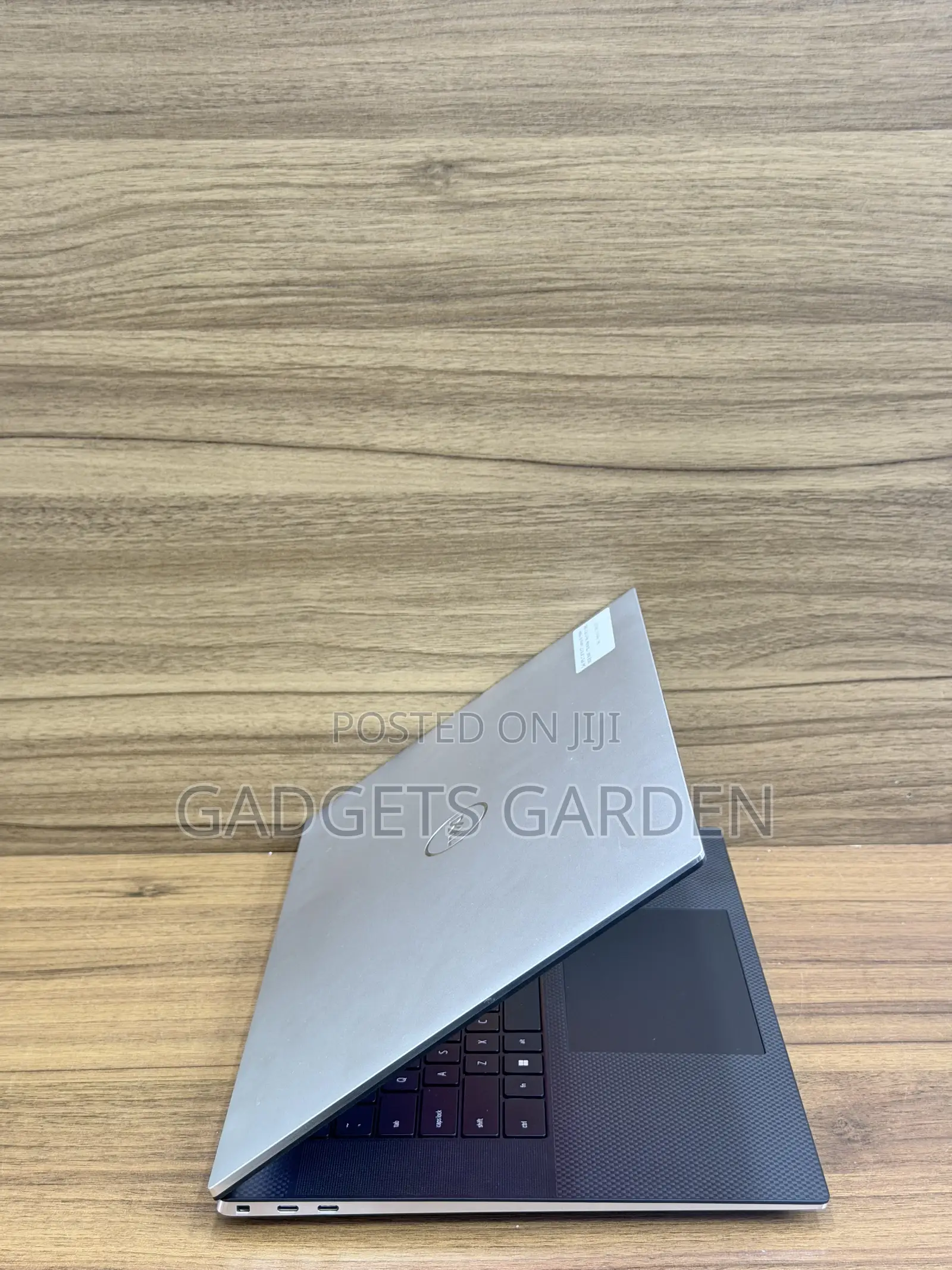 Laptop Dell XPS 17 9710 16GB Intel Core i9 SSD 1T