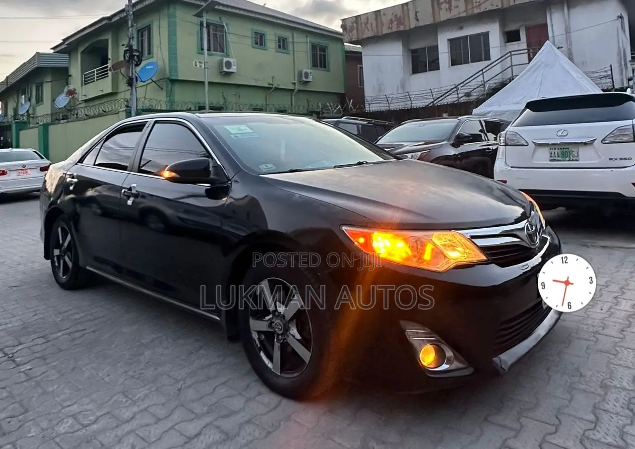 Toyota Camry L 4dr Sedan (2.5L 4cyl 6A) 2012 Black