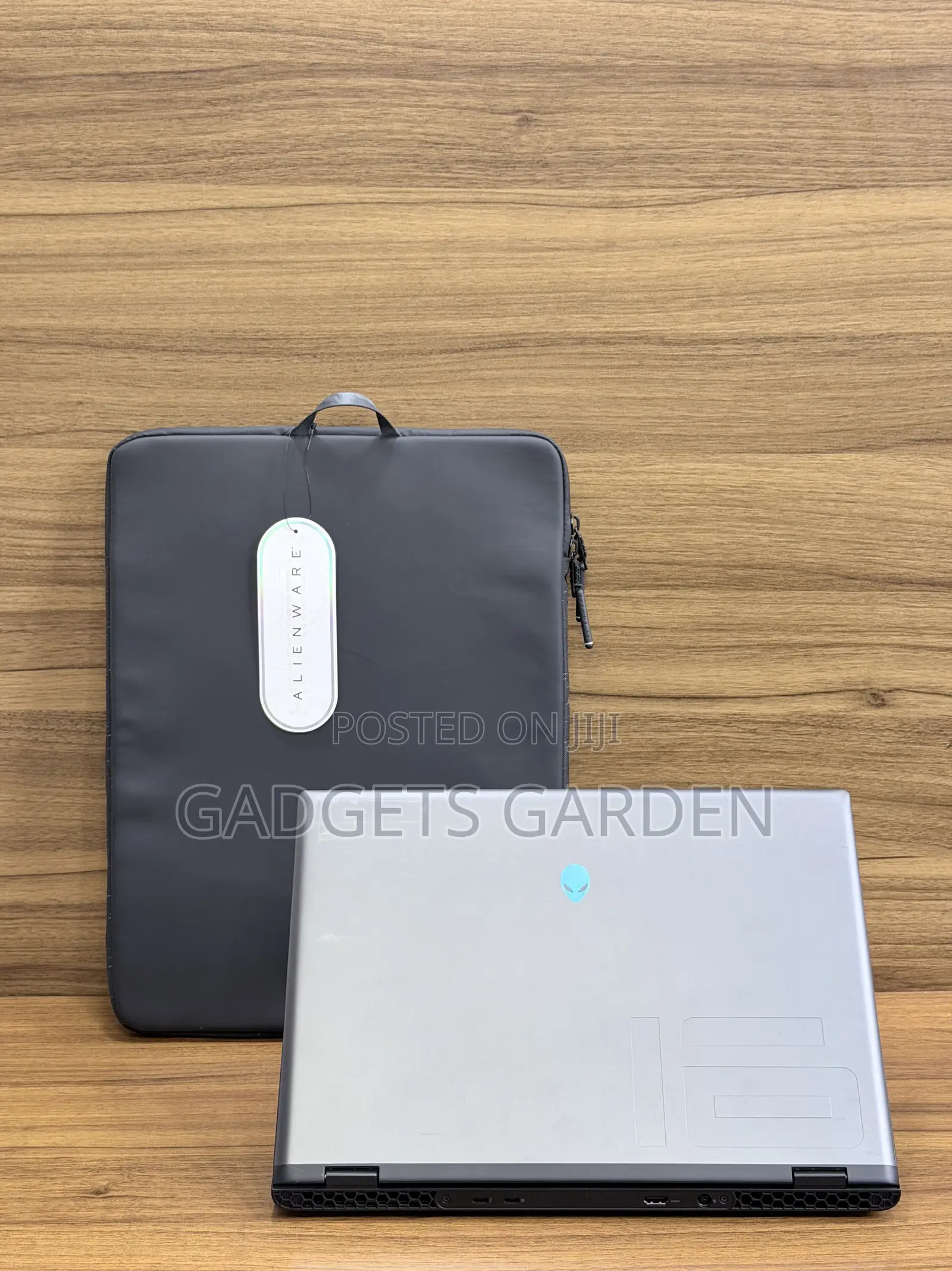 Laptop Alienware M16 R2 16GB Intel Core Ultra 7 SSD 1T