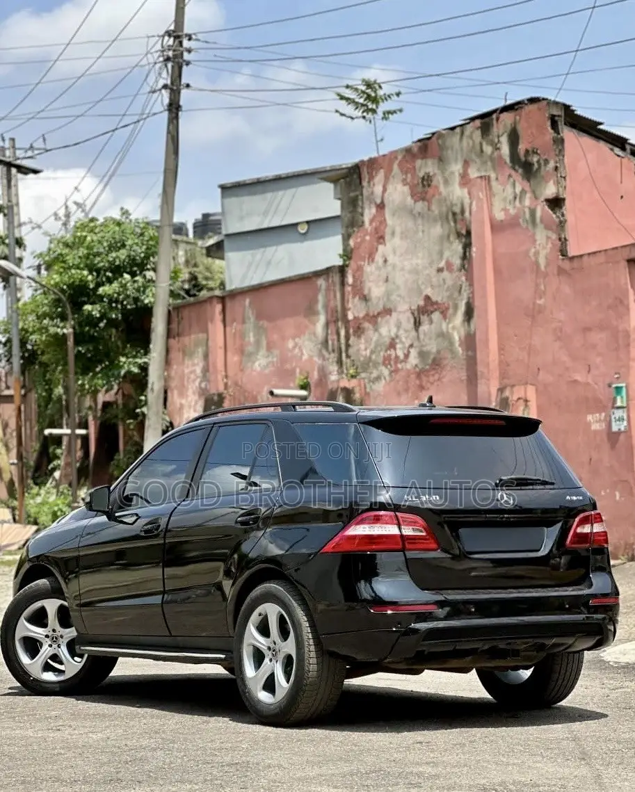 Mercedes-Benz M Class ML350 4MATIC 4dr SUV AWD (3.5L 6cyl 7A) 2015