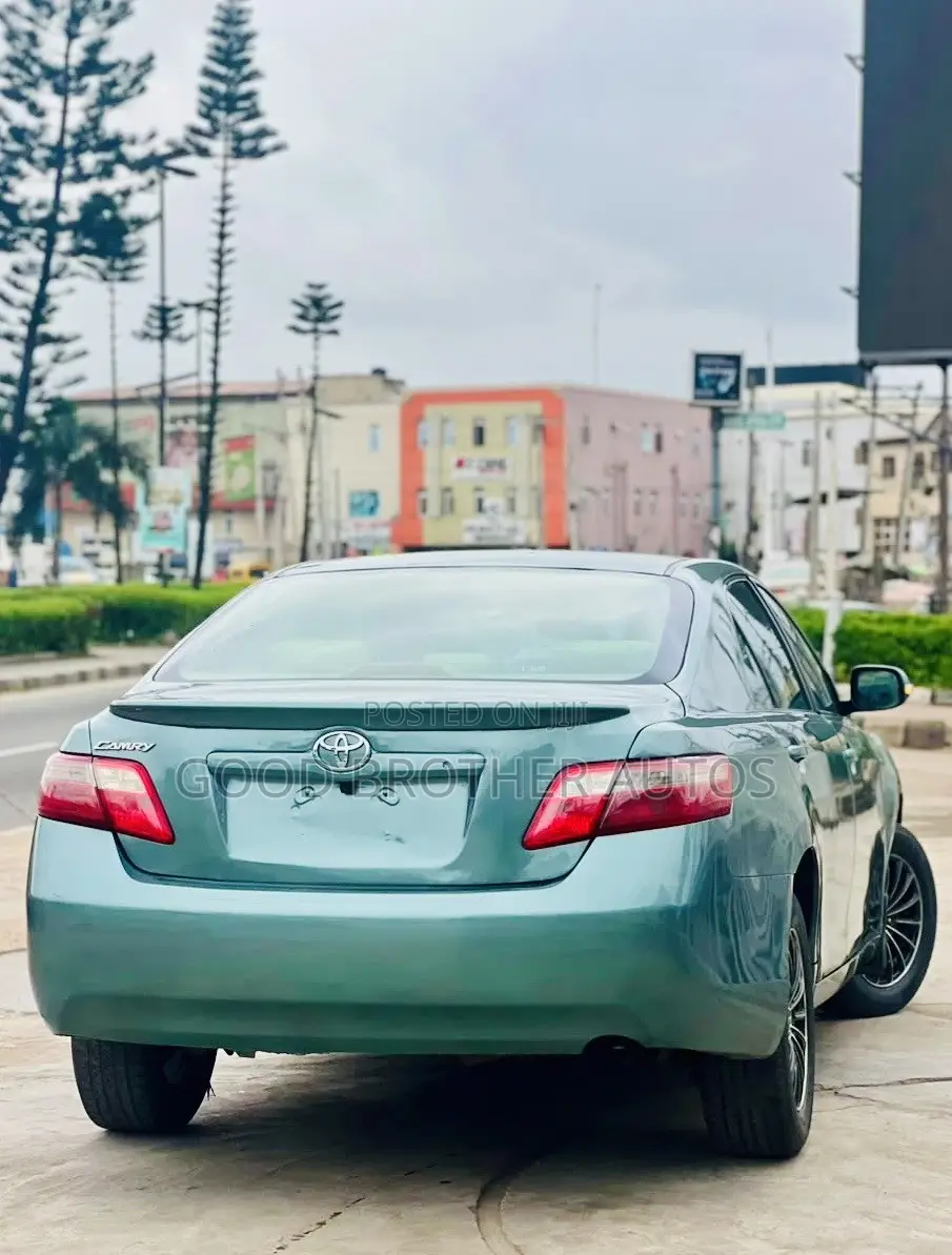 Toyota Camry LE 4dr Sedan (2.4L 4cyl 5A) 2008 Green