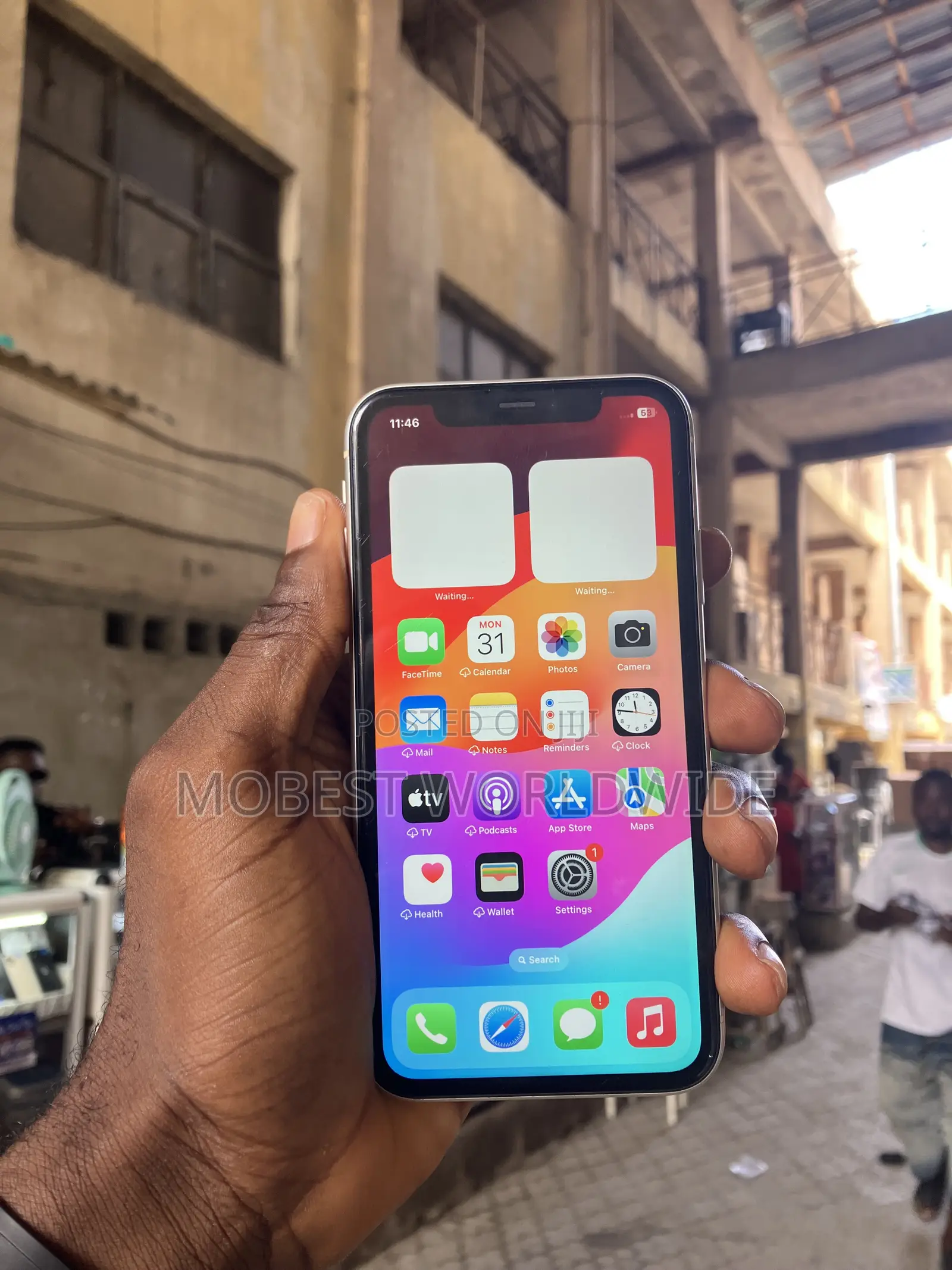 Apple iPhone 11 64 GB White