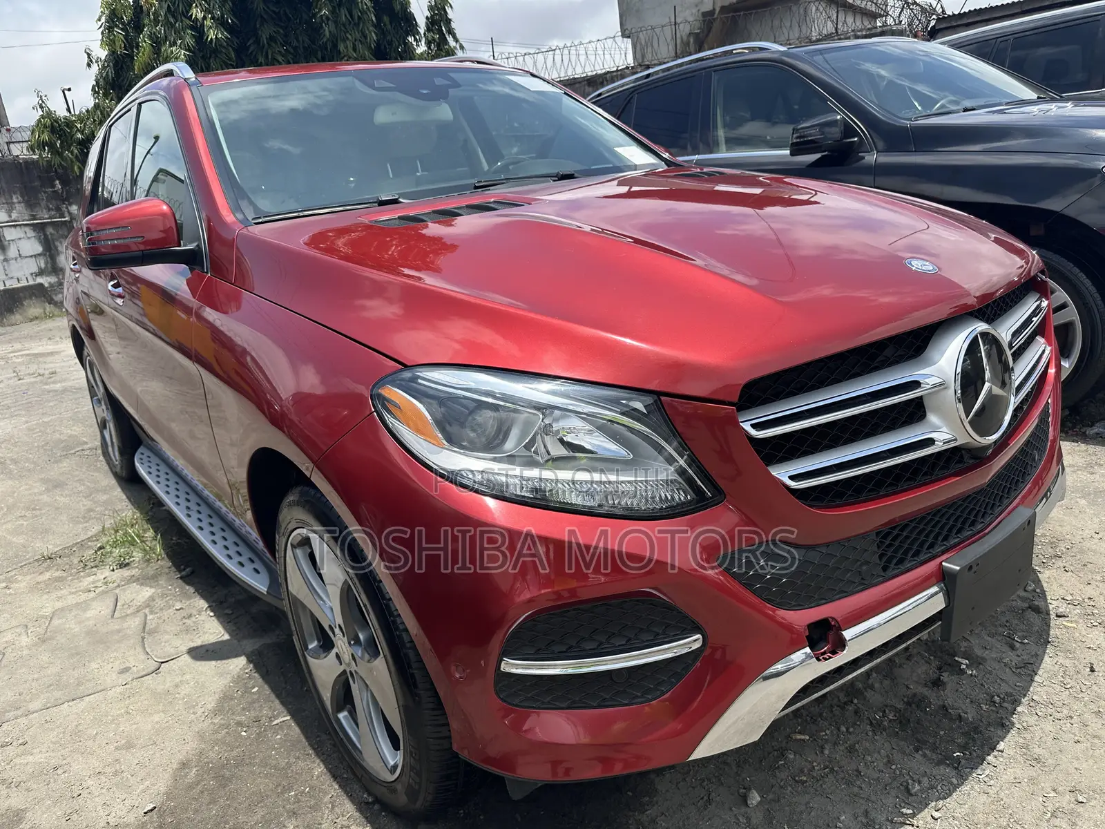 Mercedes-Benz GLE-Class GLE 350d 4MATIC 2017 Red