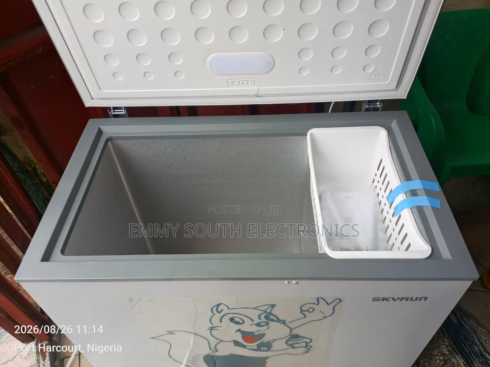 Skyrun Inverter Chest Deep Freezer 200 Liters