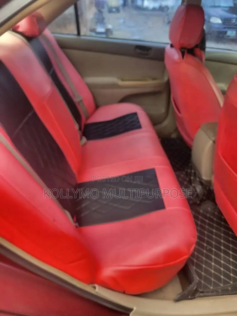 Toyota Camry LE V6 4dr Sedan (3.0L 6cyl 5A) 2004 Red