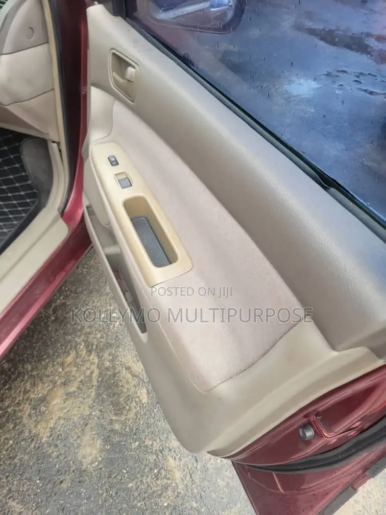 Toyota Camry LE V6 4dr Sedan (3.0L 6cyl 5A) 2004 Red