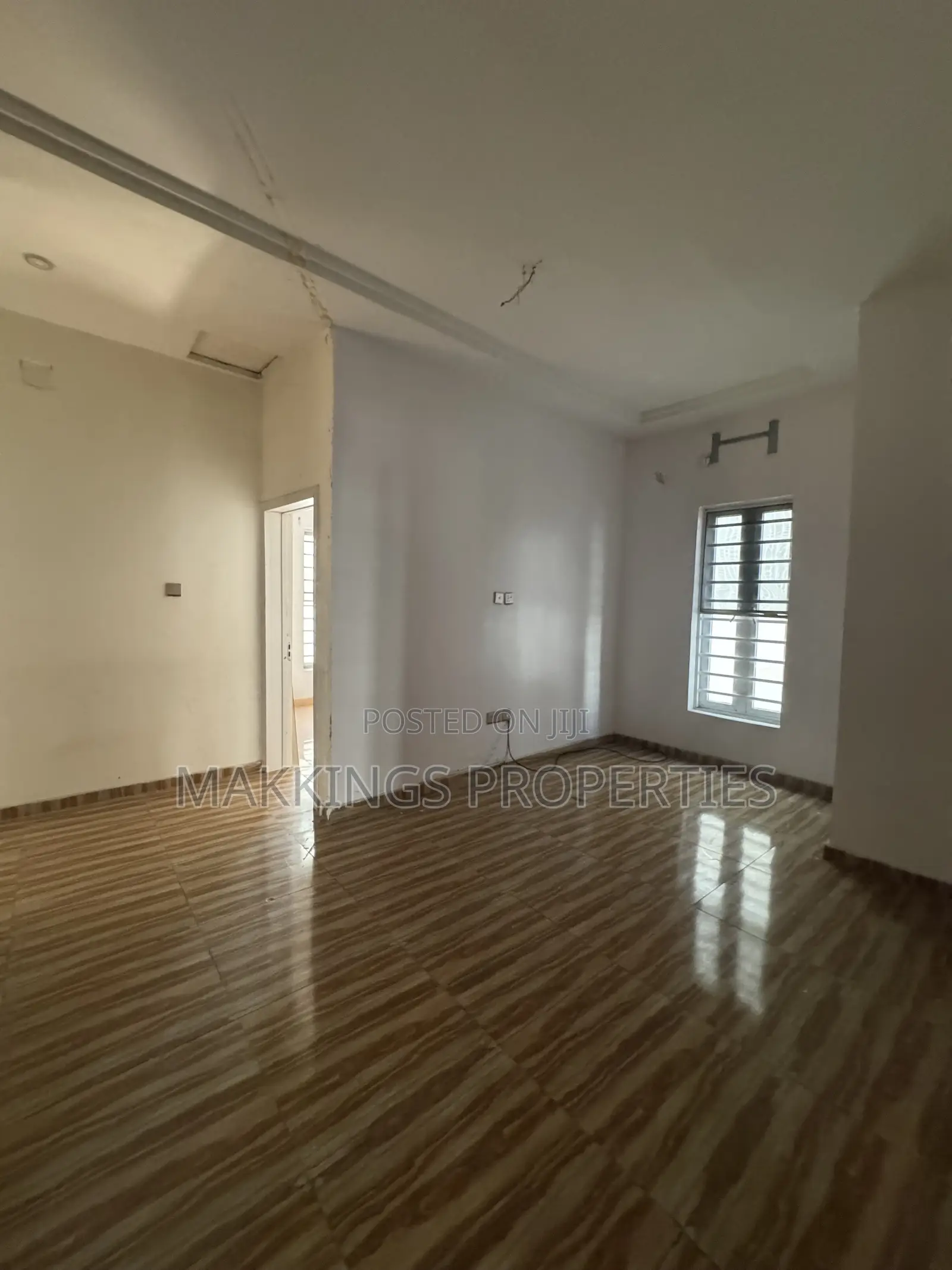 4bdrm Duplex in Lekki Phase 2 for sale