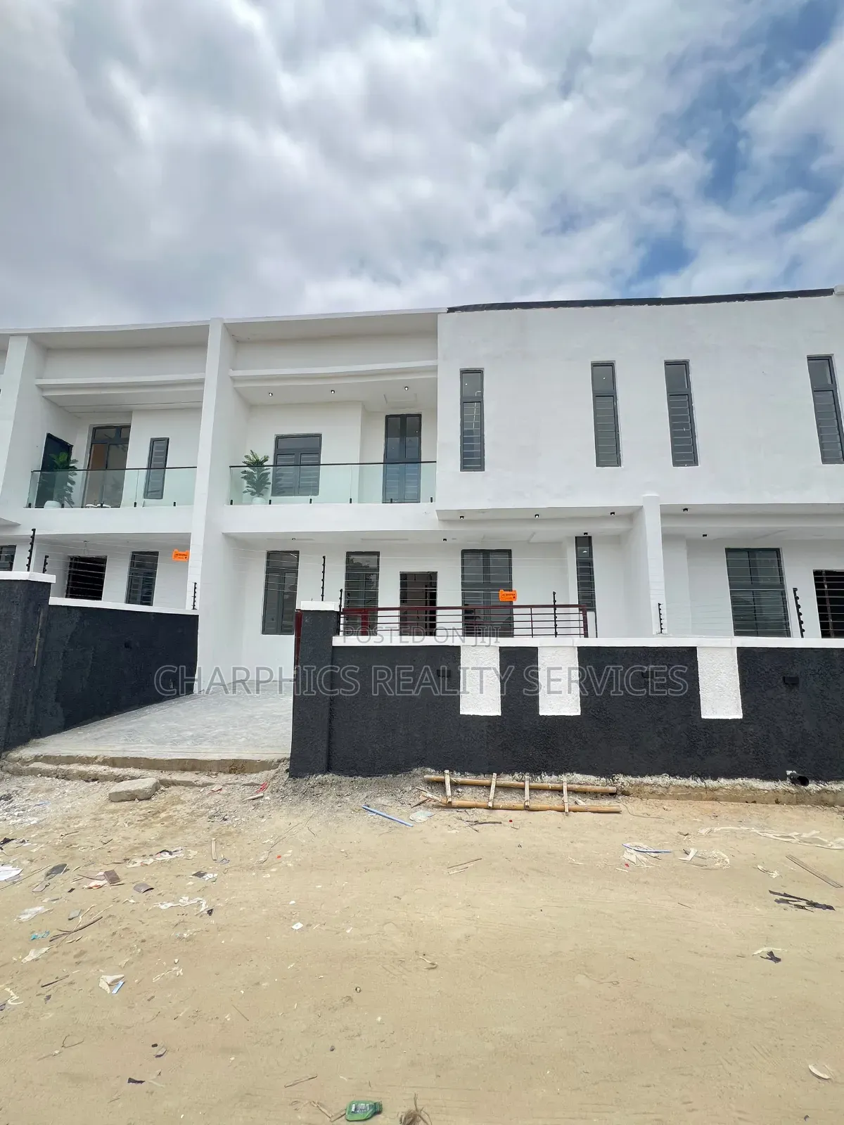 3bdrm Duplex in Sangotedo for sale