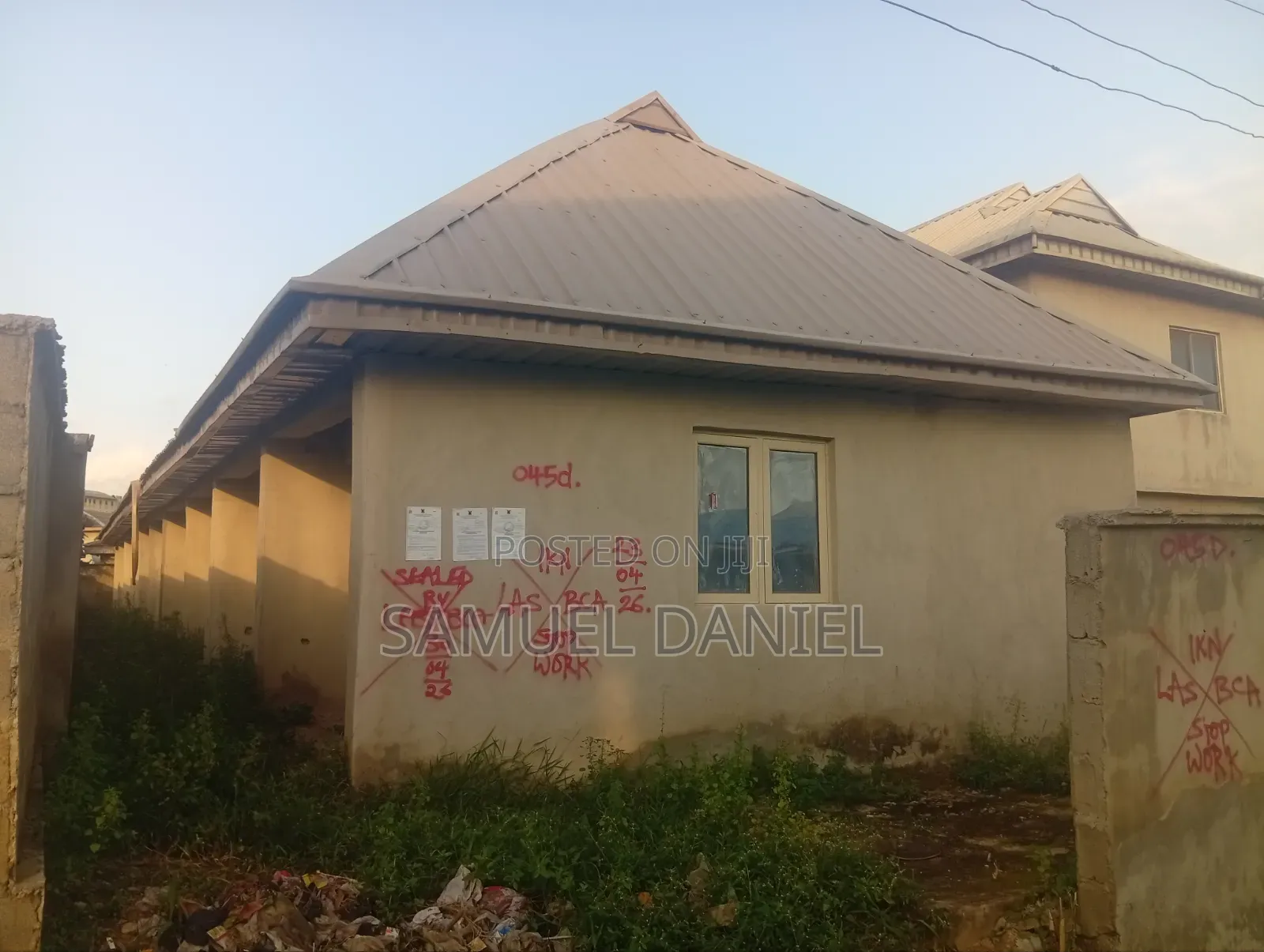 1bdrm Bungalow in Laspotech Estate, Ikorodu Garage for sale