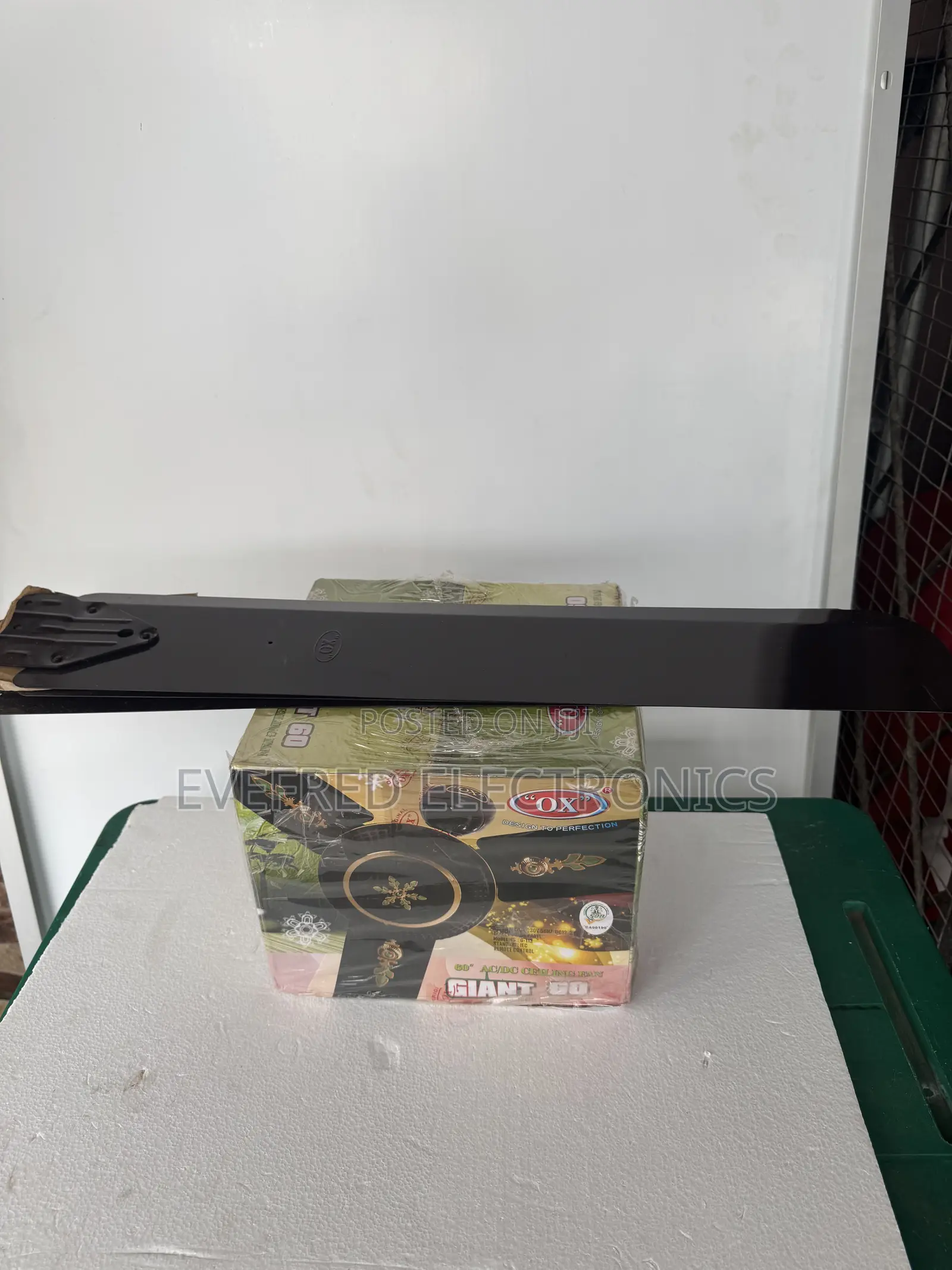 OX AC/DC GAINT 60” Solar Inverter Ceiling Fan