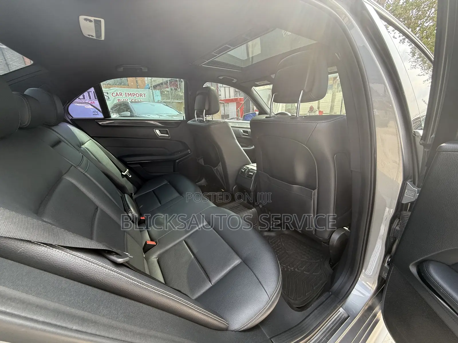 Mercedes-Benz E350 Base 4dr Sedan RWD (3.5L 6cyl 7A) 2013 Gray