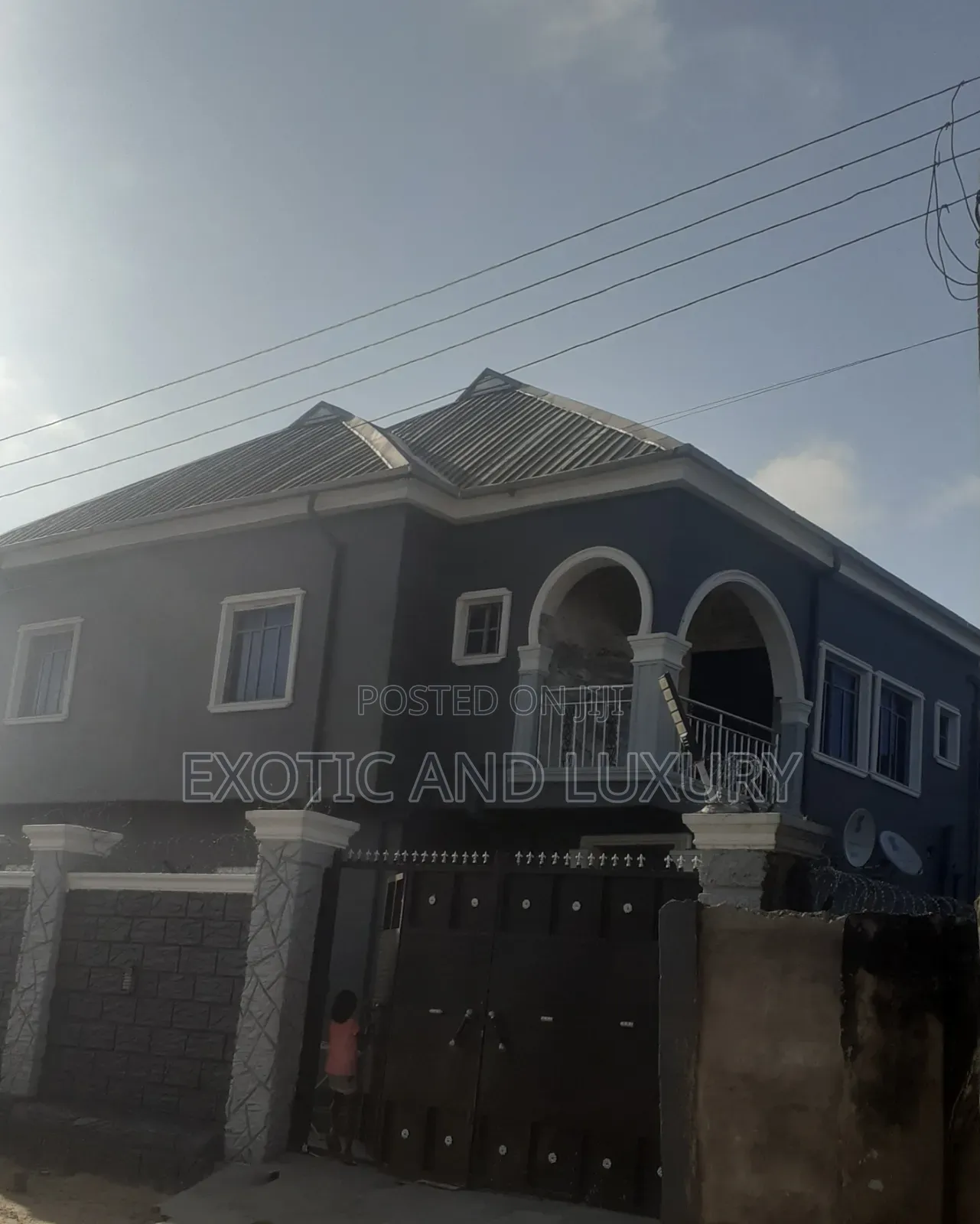 Mini Flat in Fadeyi for rent