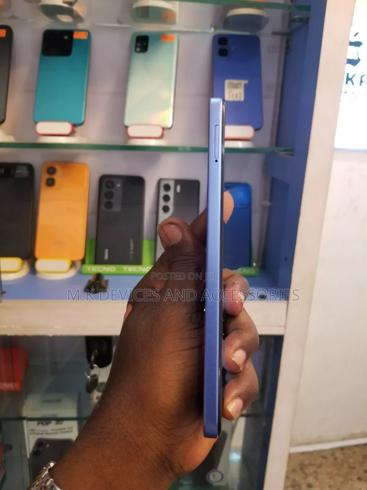 Infinix Hot 60i 128 GB Blue