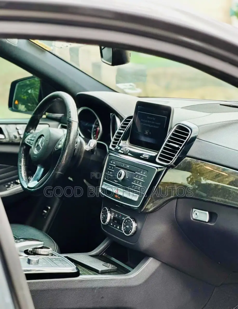 Mercedes-Benz GLE-Class AMG GLE 43 4MATIC 2017 Gray